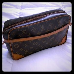 LV Compiegne 28 clutch pochette